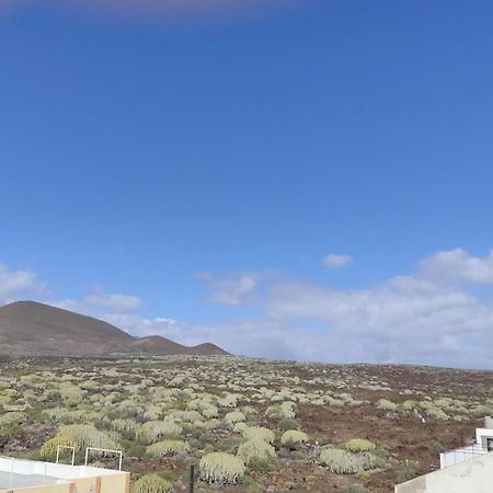 Piso Nuevo En El Puertito De Gueimar Al Lado Del Mar Realizamos Servicio De Excursiones Con Guia Puertito de Guimar Dış mekan fotoğraf
