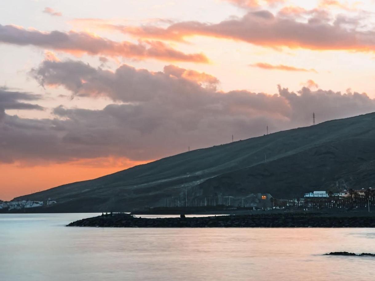 Piso Nuevo En El Puertito De Gueimar Al Lado Del Mar Realizamos Servicio De Excursiones Con Guia Puertito de Guimar Dış mekan fotoğraf